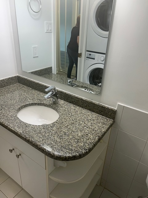 5530 Artillery Place, Halifax, Nova Scotia, Canada, ,2 BathroomsBathrooms,Condo,For Rent,Artillery Place,1131